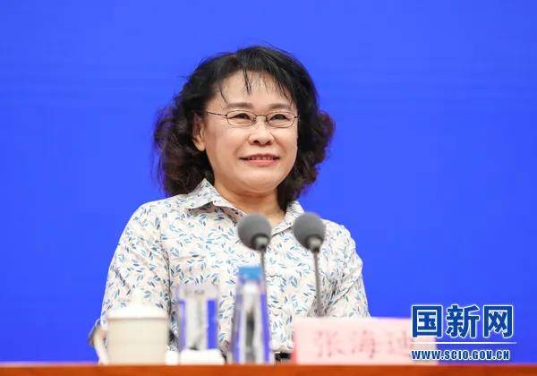 中国残联原主席、康复国际原主席张海迪，受聘康复大学名誉校长